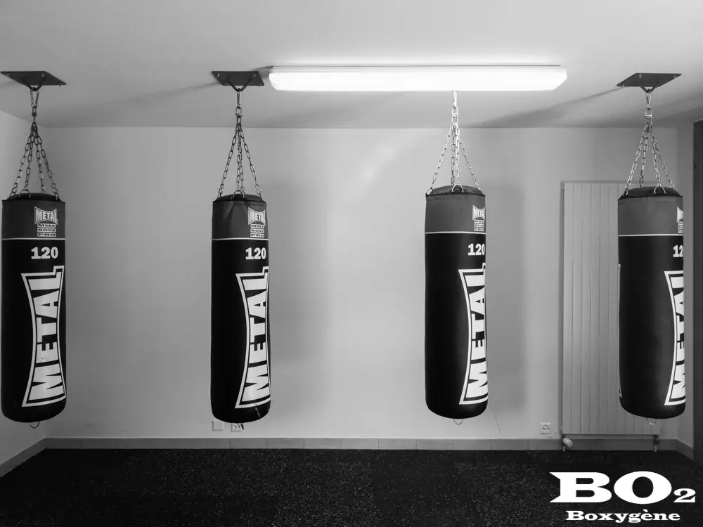 Sacs de frappe dans la salle de Boxygène